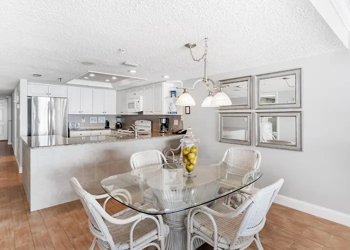 Dollar 205 Apartment
